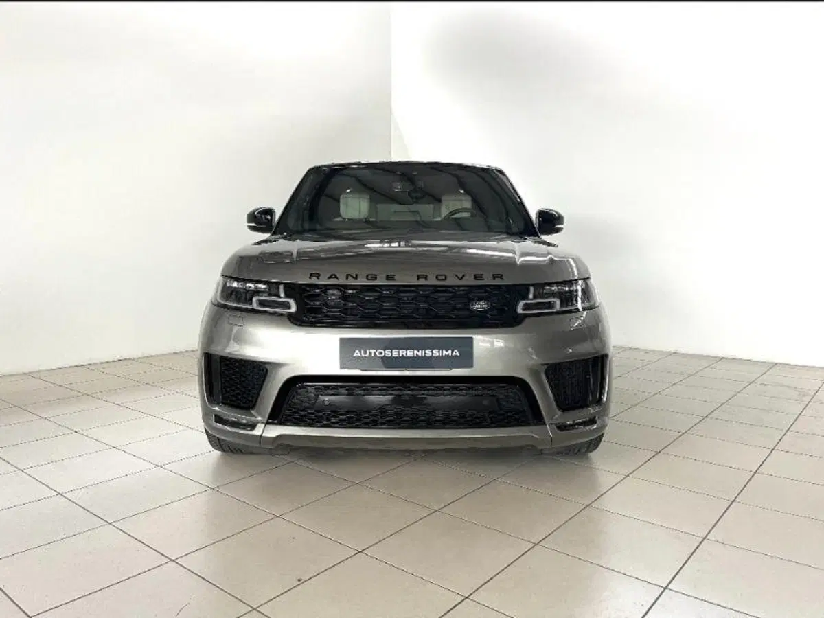 Land Rover Range Rover Sport usata a Venezia (6)