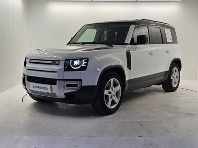 Land Rover Defender 110 3.0d i6 mhev X-Dynamic SE awd 200cv auto del 2023 usata a Bergamo