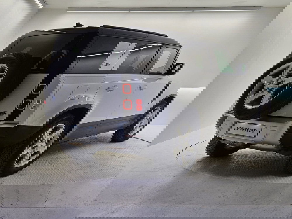 Land Rover Defender usata a Bergamo (2)