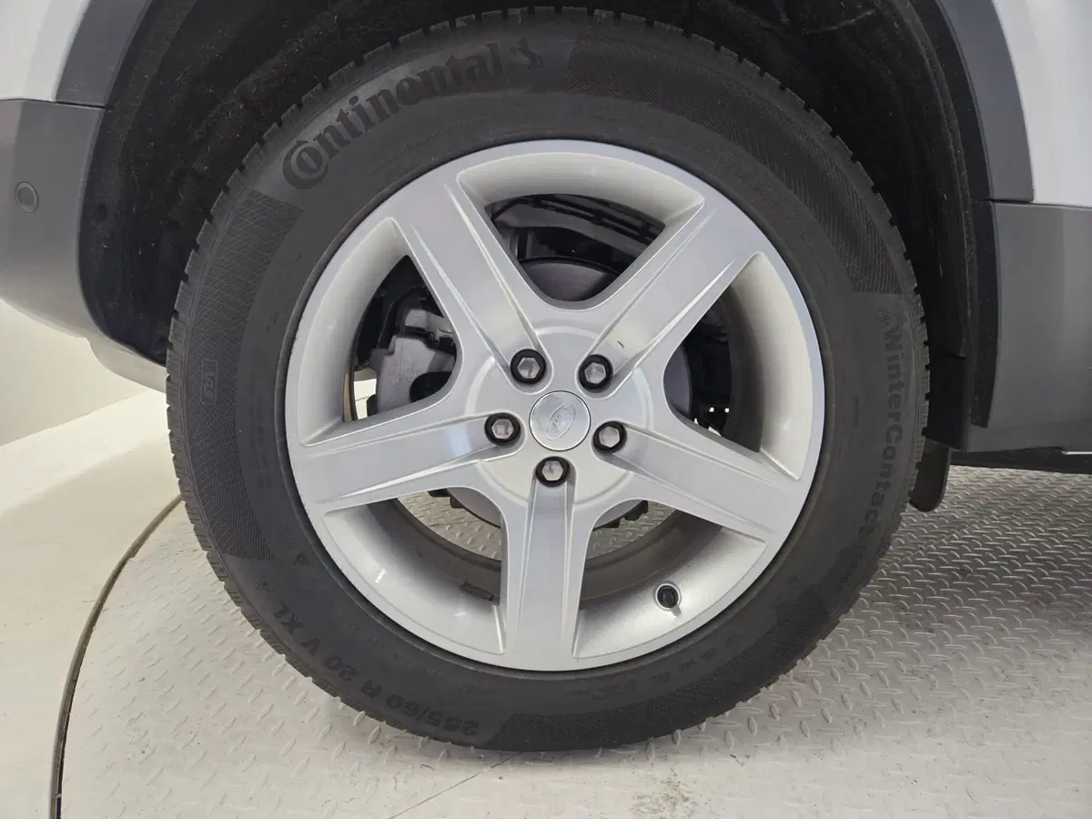 Land Rover Defender usata a Bergamo (9)