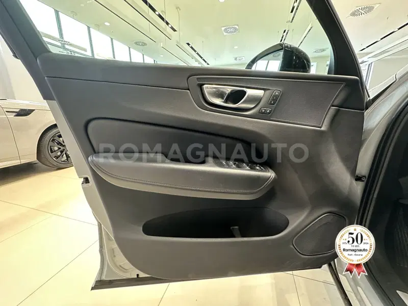 Volvo XC60 usata a Forlì-Cesena (15)