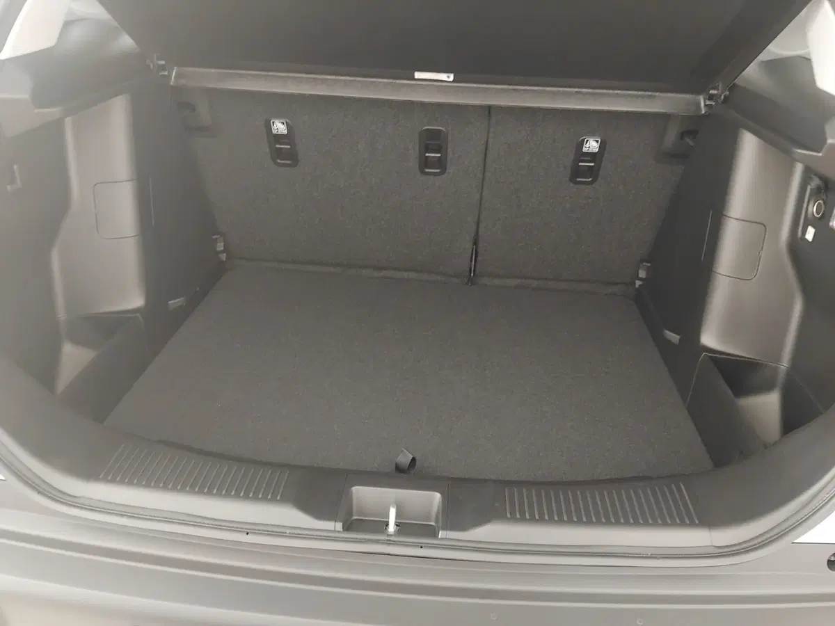 Suzuki S-Cross nuova a Milano (6)