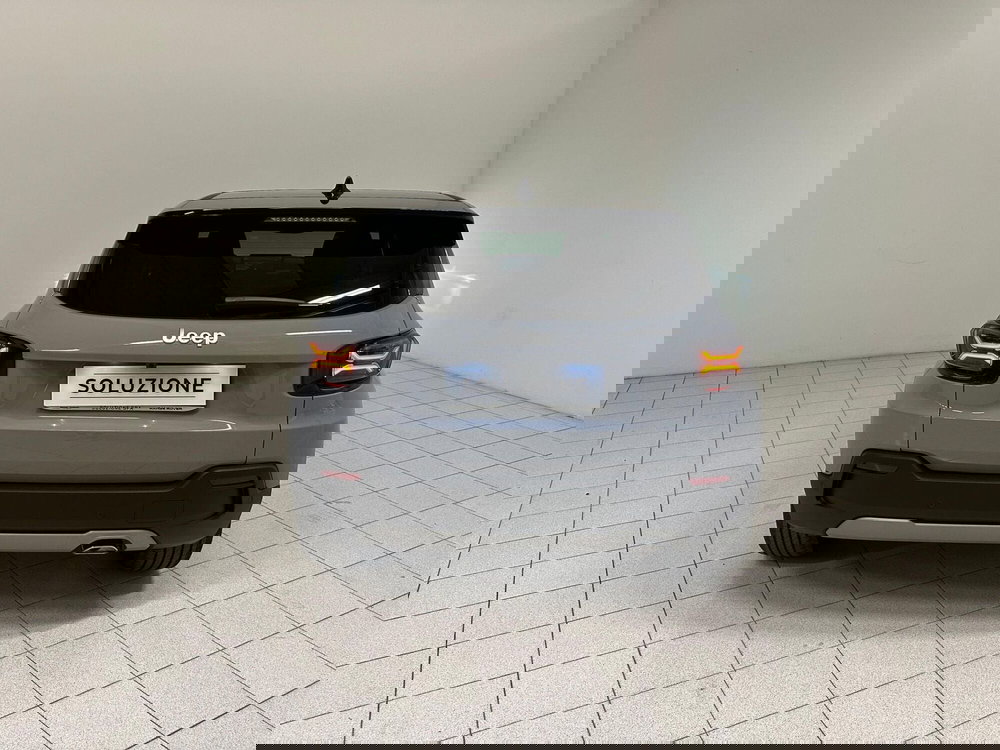 Jeep Avenger nuova a Novara (11)