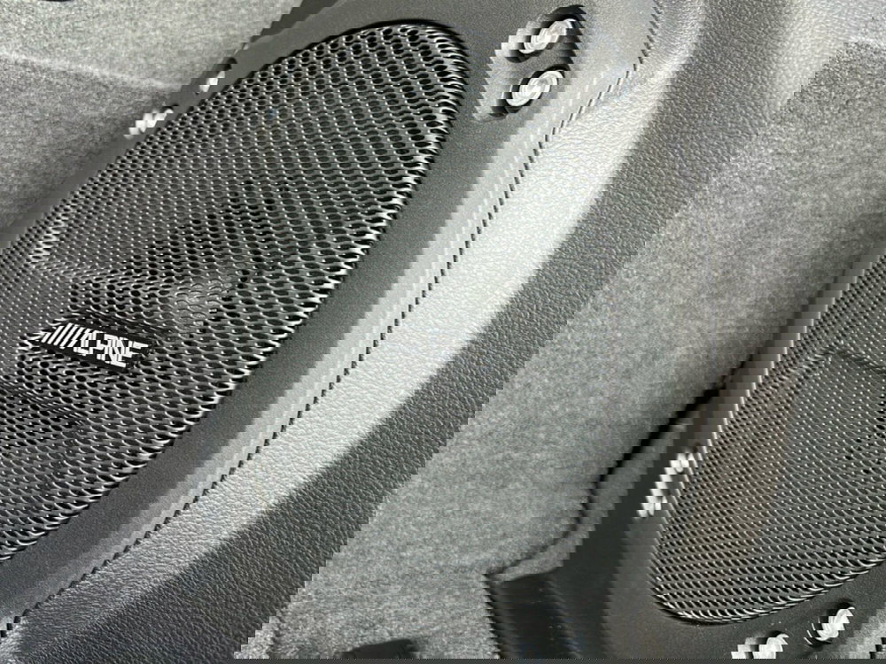 Jeep Wrangler Unlimited nuova a Roma (13)