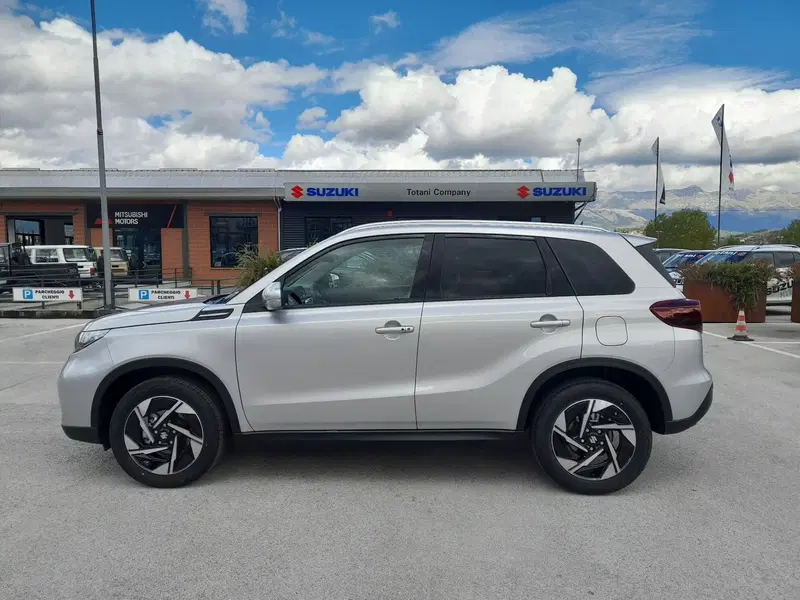 Suzuki Vitara nuova a L'Aquila (4)