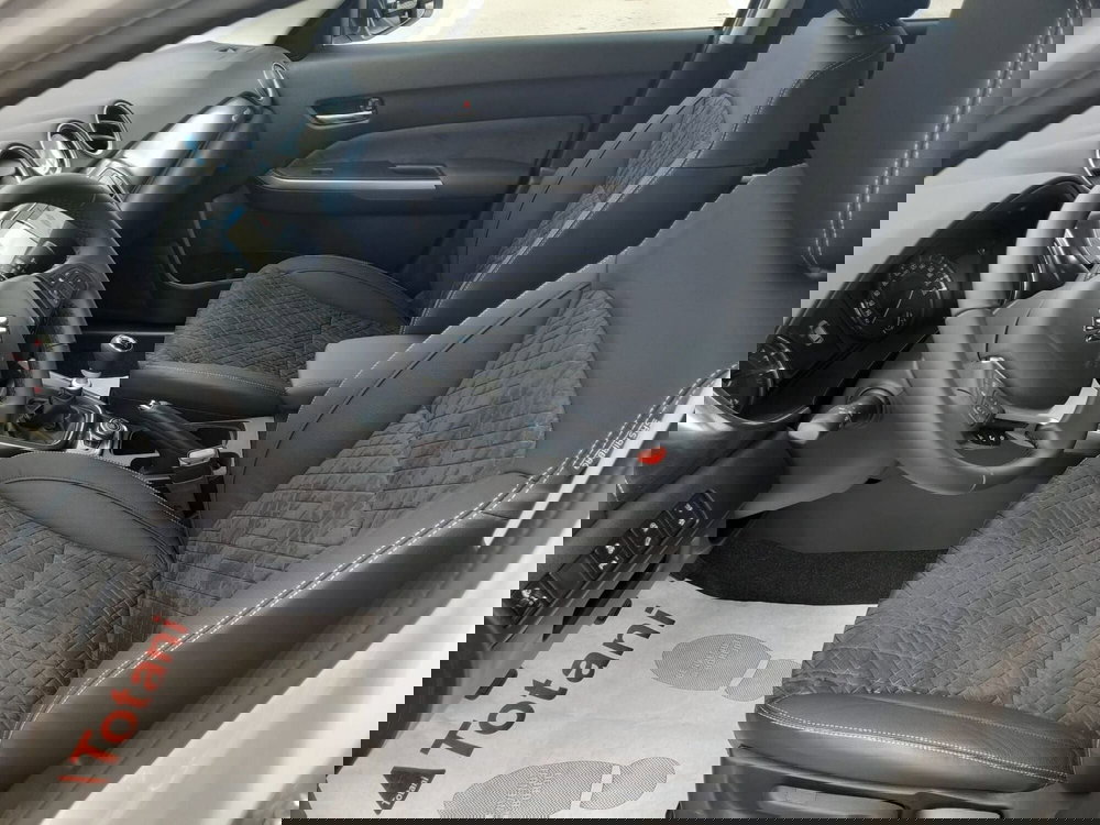 Suzuki Vitara nuova a L'Aquila (8)