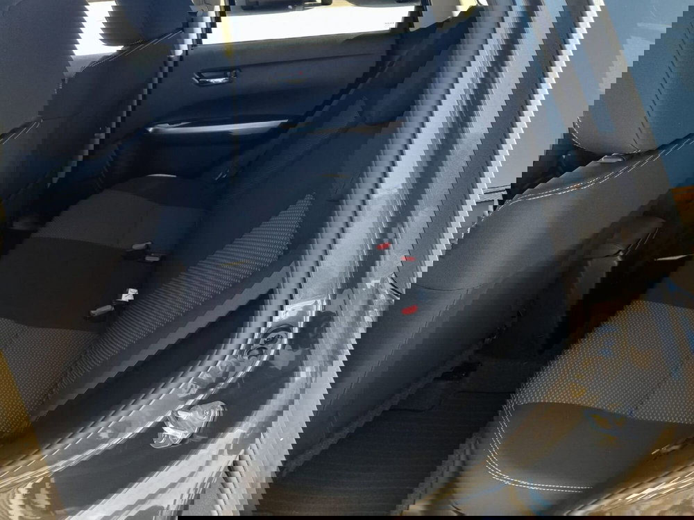 Suzuki Vitara nuova a L'Aquila (12)