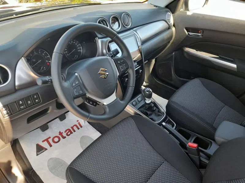 Suzuki Vitara nuova a L'Aquila (16)