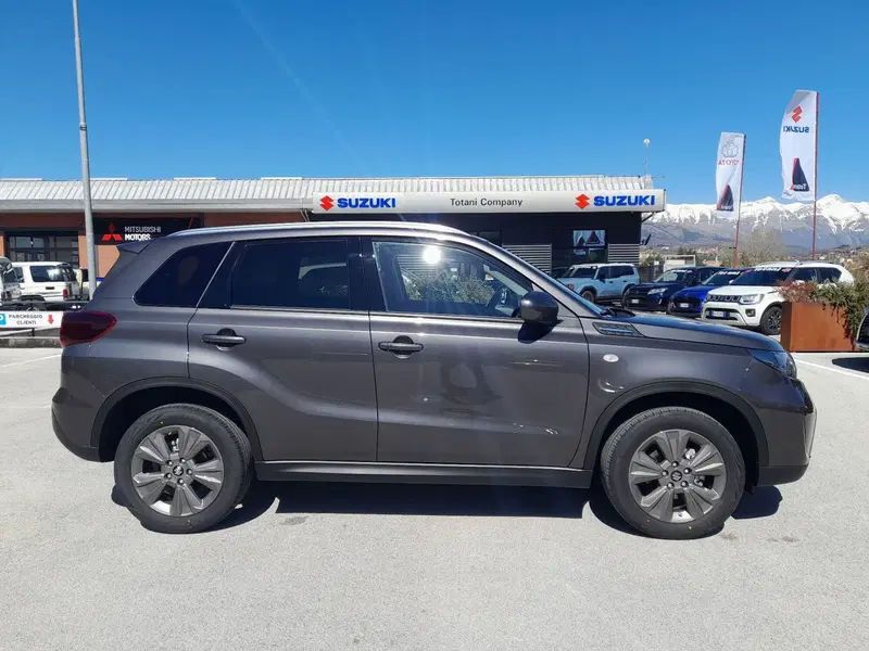 Suzuki Vitara nuova a L'Aquila (19)