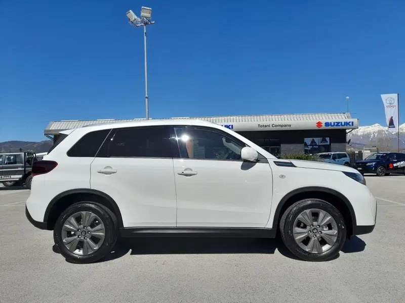 Suzuki Vitara nuova a L'Aquila (5)