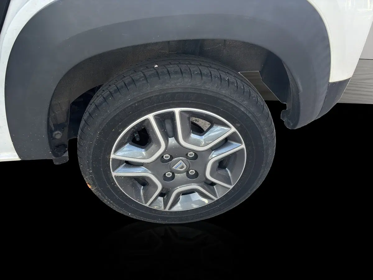 Dacia Spring usata a Macerata (14)
