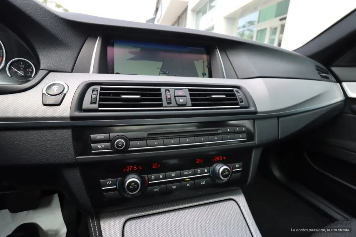 BMW Serie 5 Touring usata a Bologna (10)