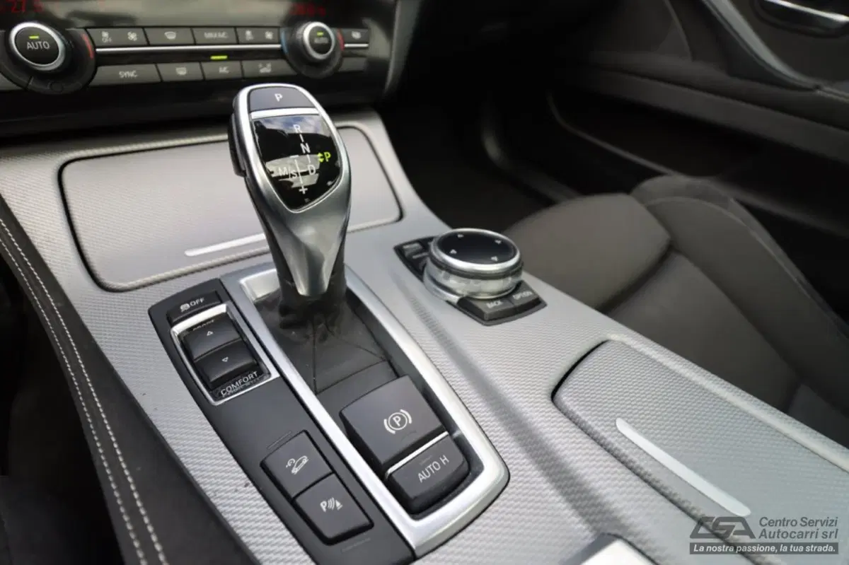 BMW Serie 5 Touring usata a Bologna (11)