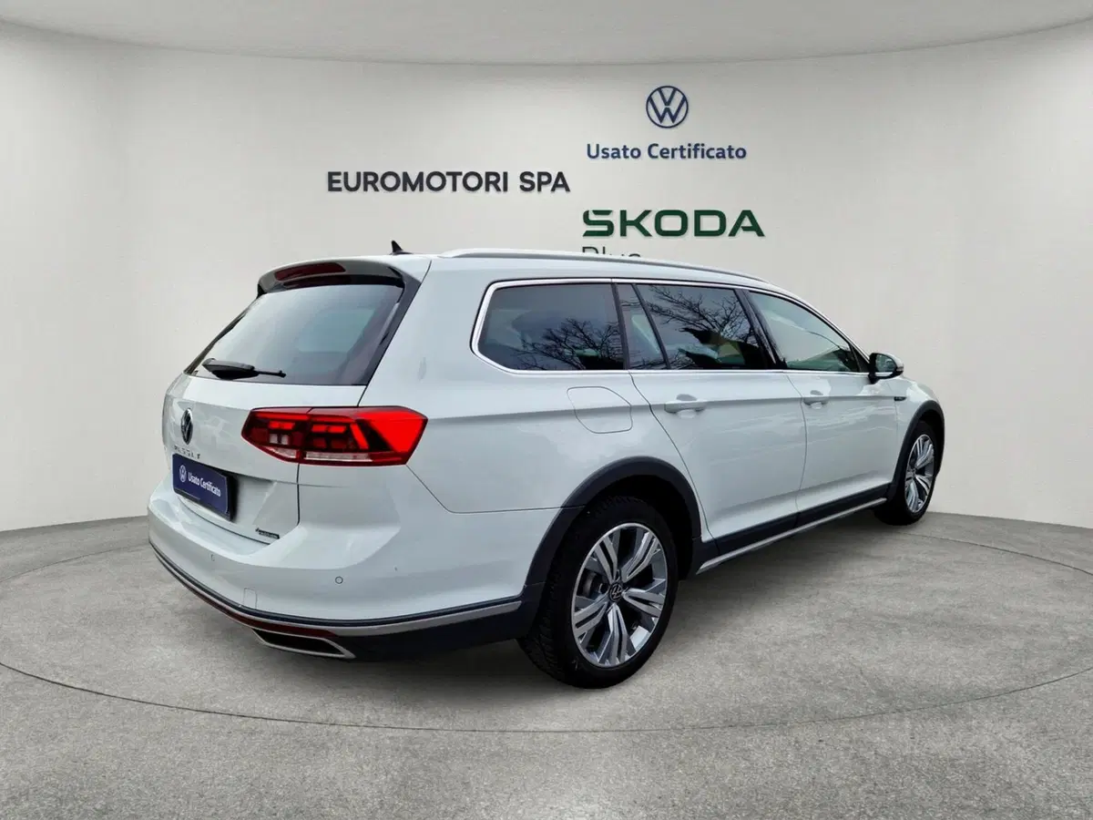Volkswagen Passat Variant usata a Siena (5)