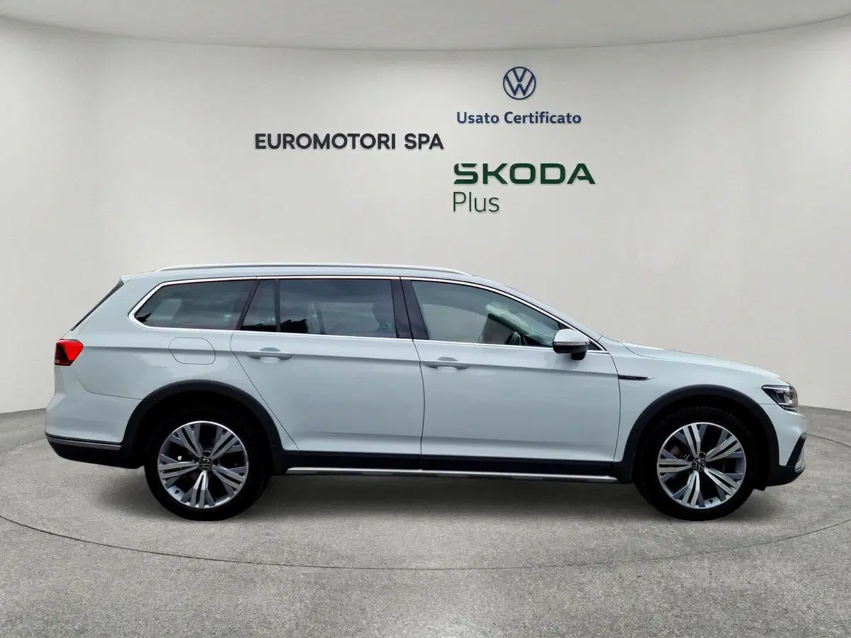 Volkswagen Passat Variant usata a Siena (6)