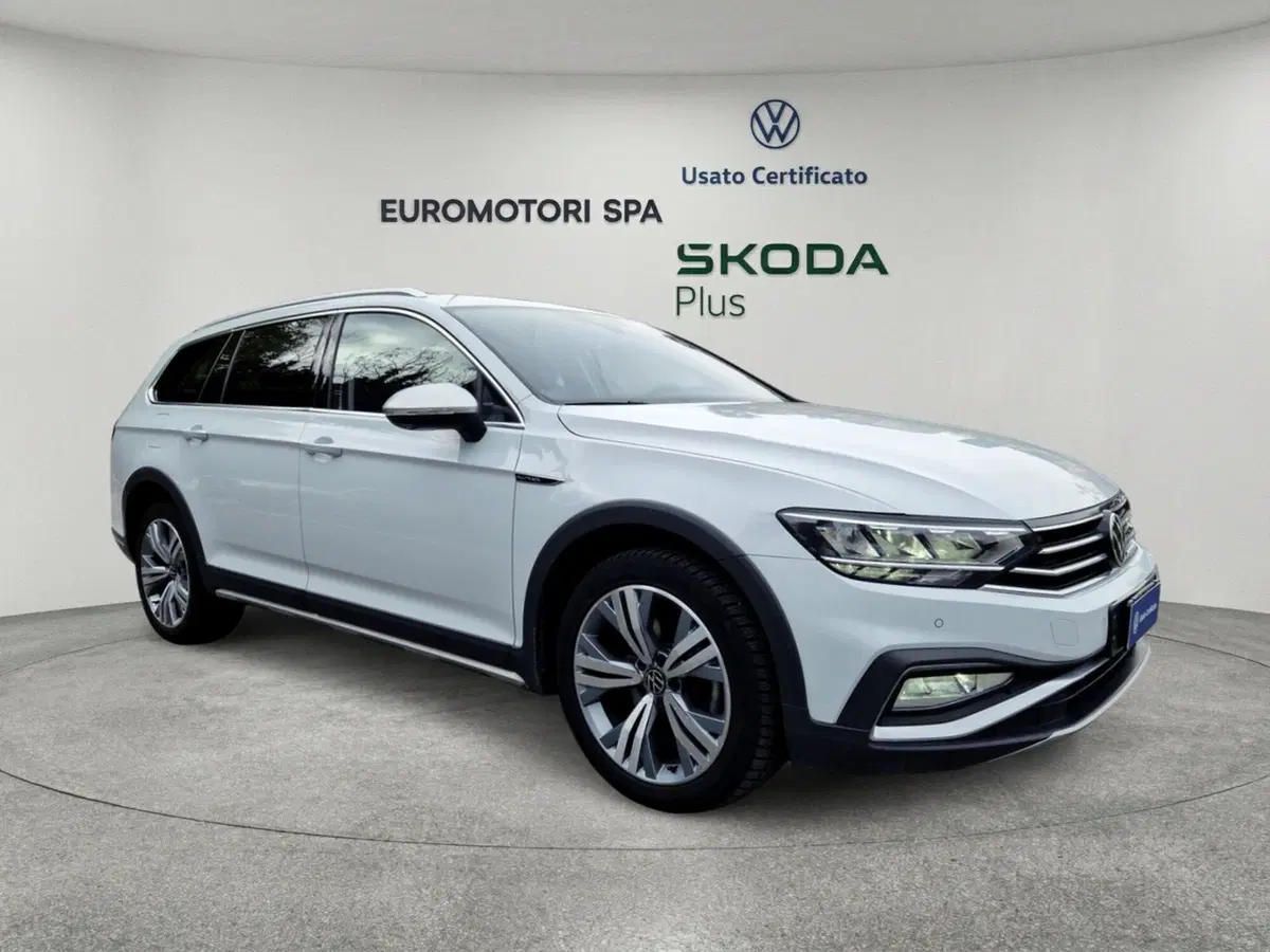 Volkswagen Passat Variant usata a Siena (7)