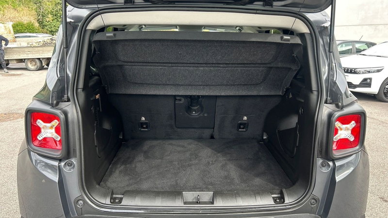 Jeep Renegade usata a Padova (13)