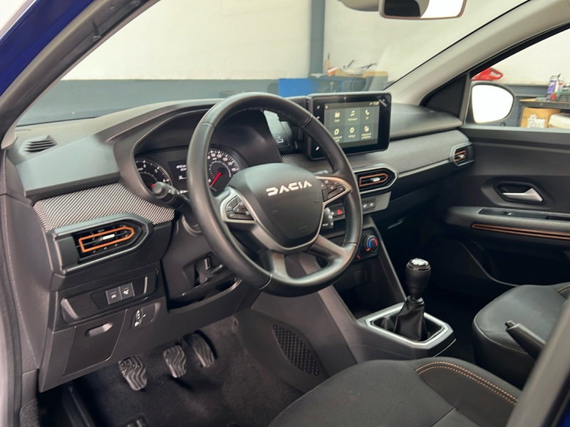 Dacia Sandero usata a Roma (15)