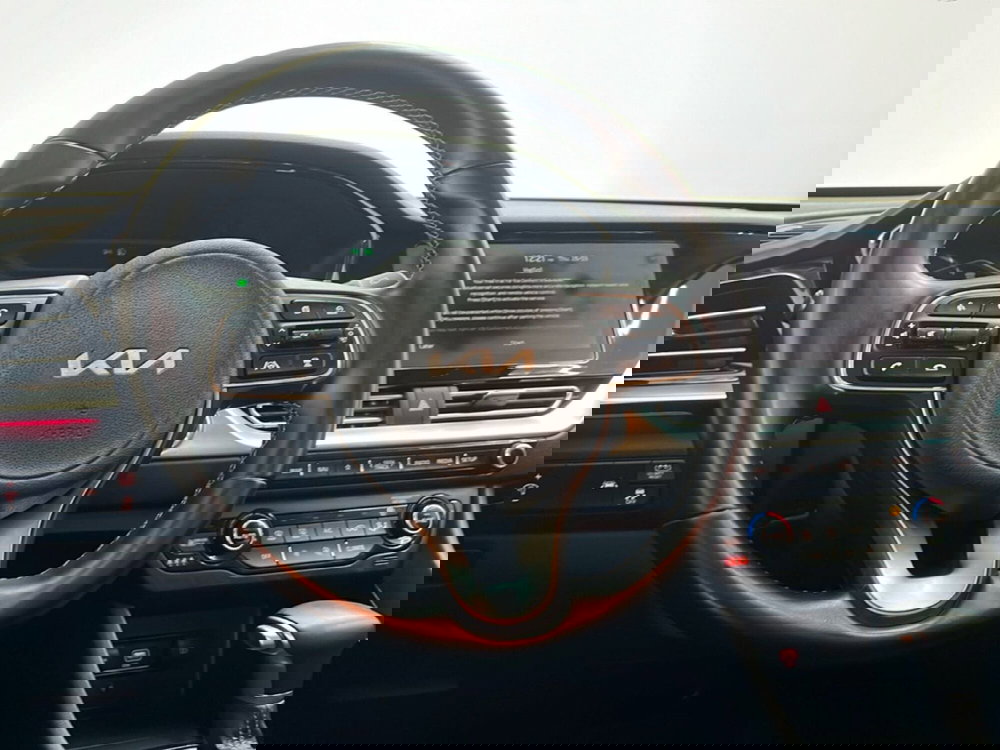 Kia Niro usata a Roma (12)