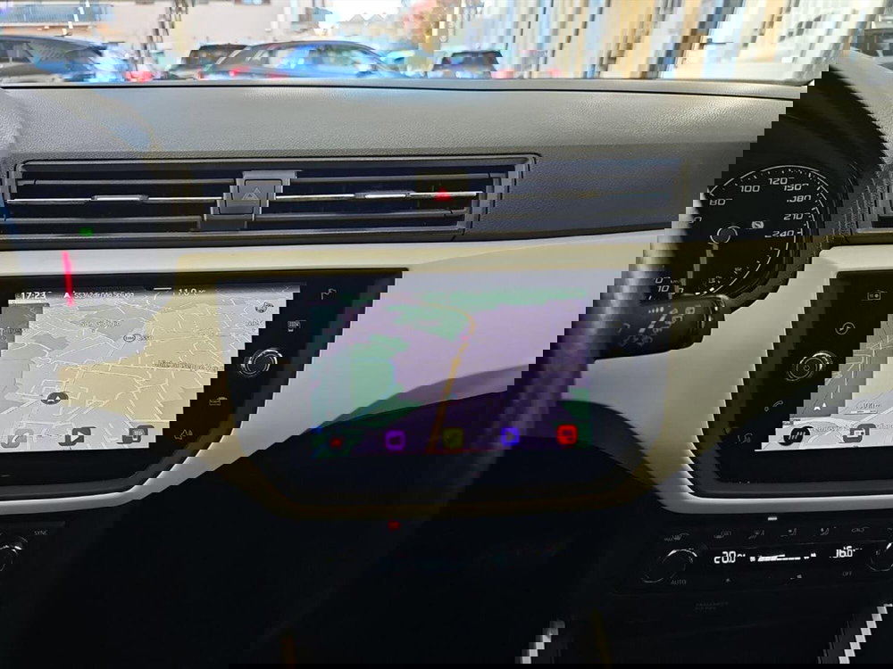 SEAT Arona usata a Lecco (13)