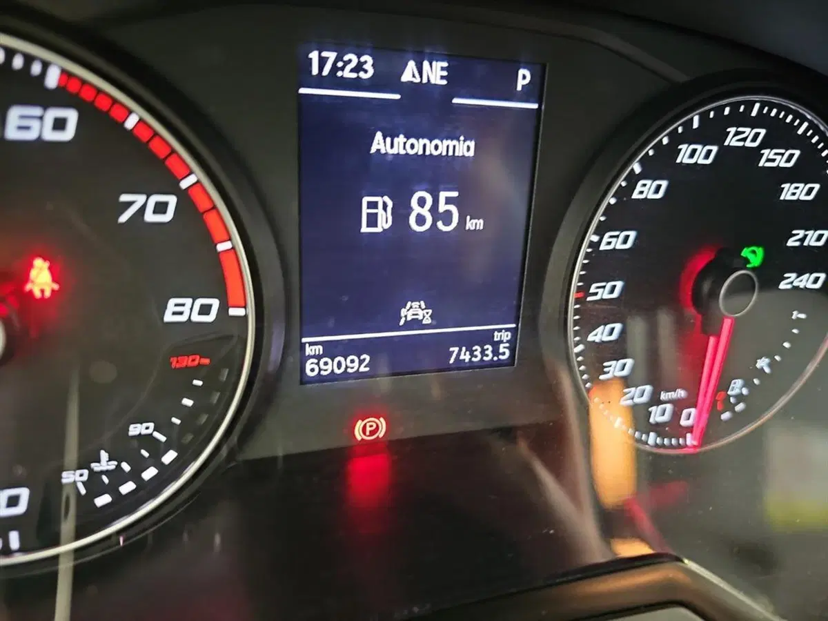 SEAT Arona usata a Lecco (14)