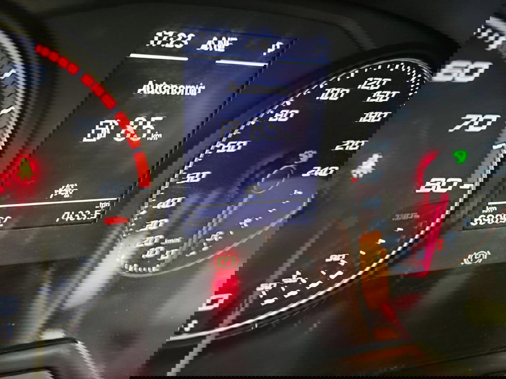 SEAT Arona usata a Lecco (14)