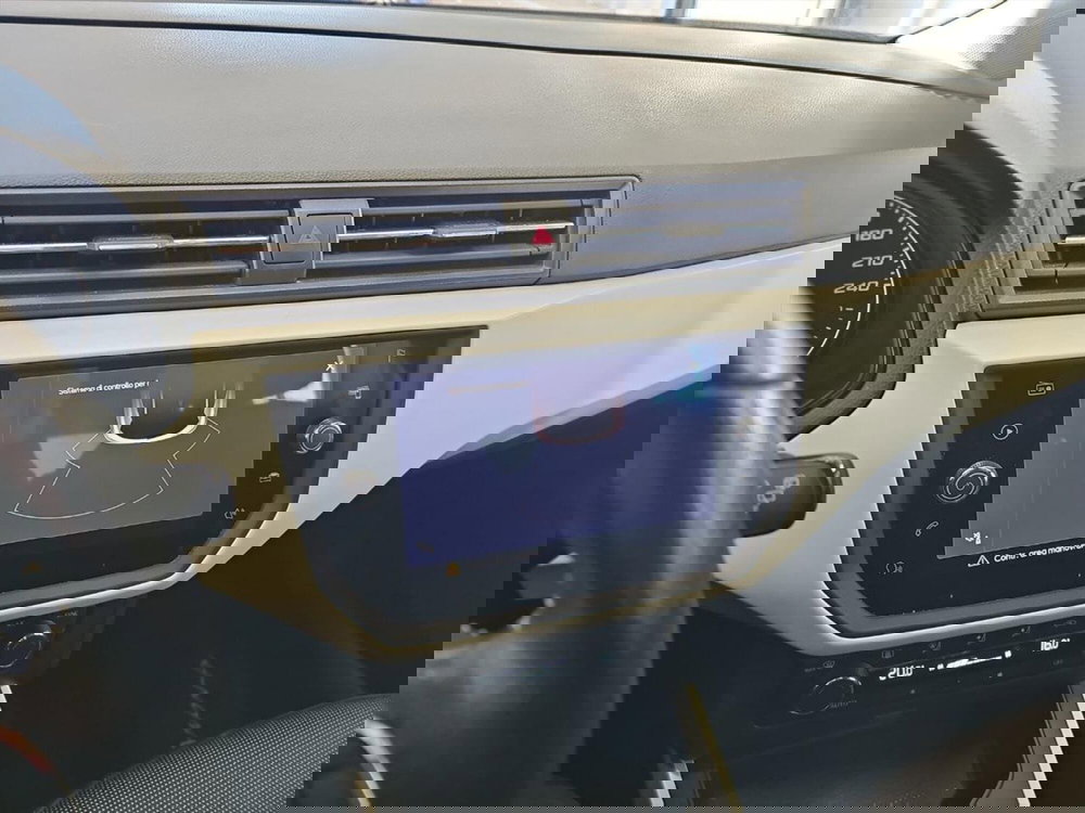 SEAT Arona usata a Lecco (16)