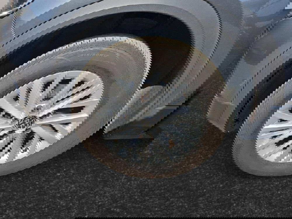 Volkswagen T-Roc usata a Lecco (17)