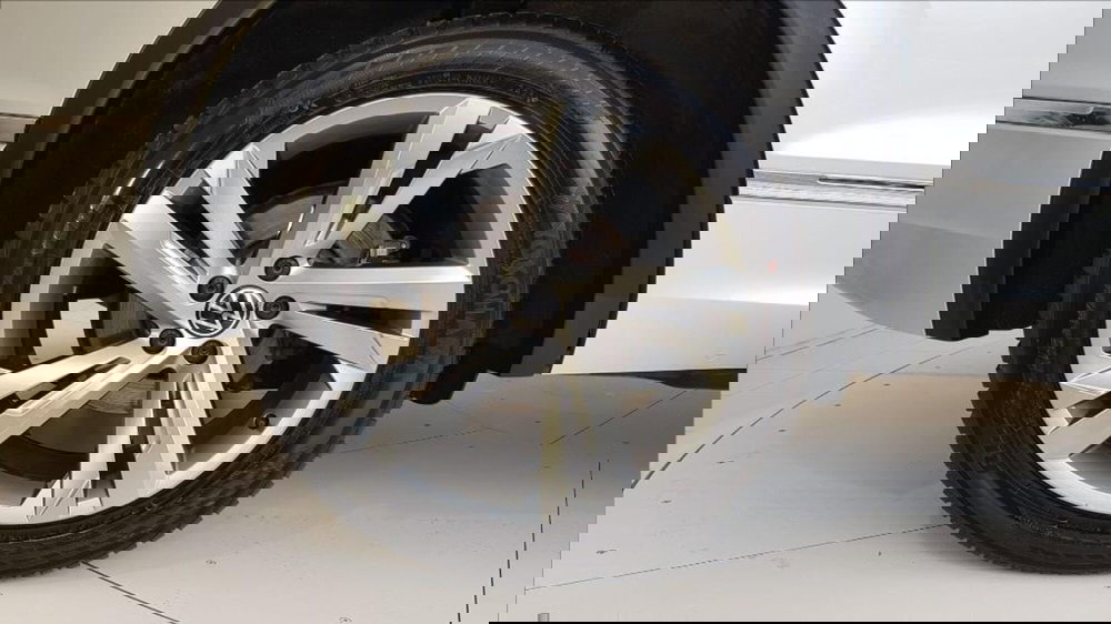 Volkswagen Tiguan usata a Lucca (9)