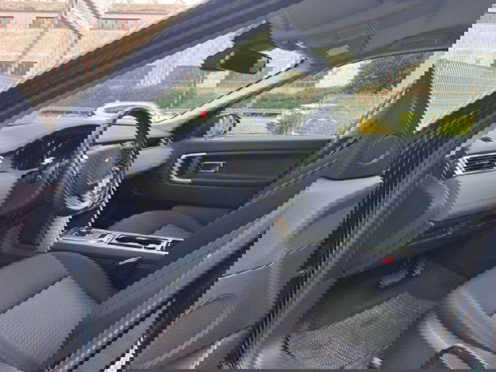 Land Rover Discovery Sport usata a Savona (10)