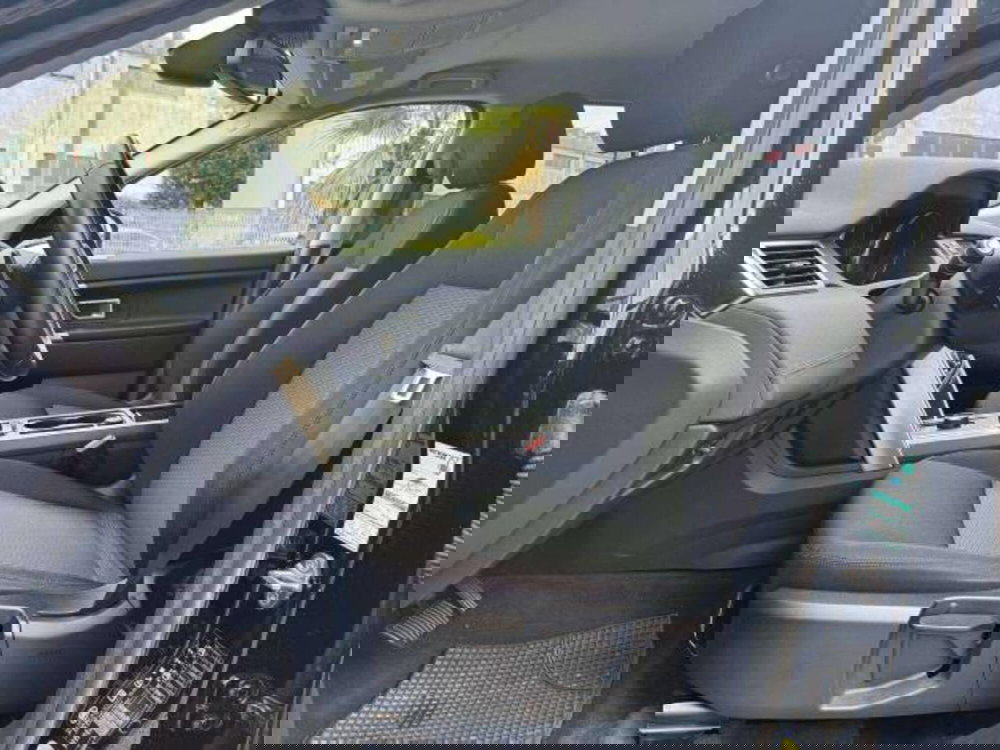 Land Rover Discovery Sport usata a Savona (11)