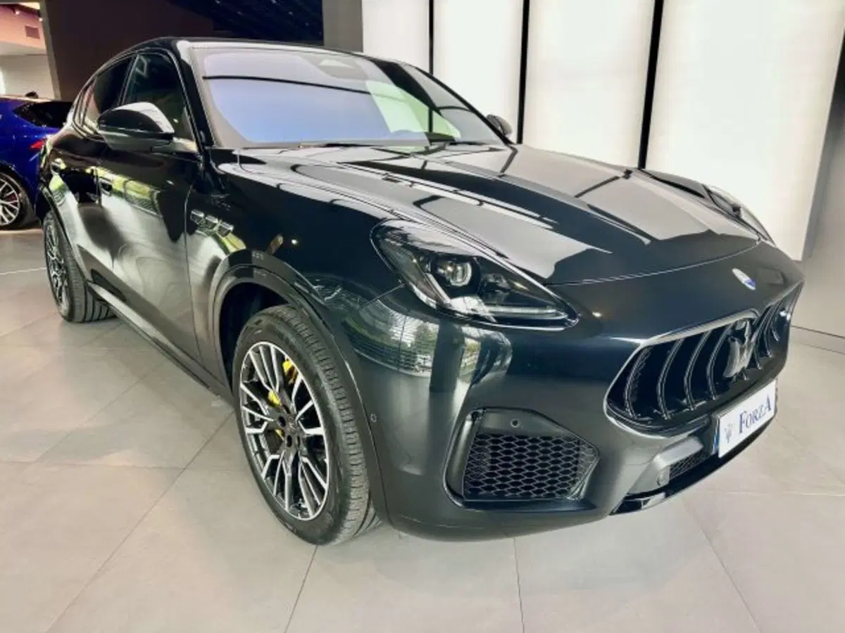 Maserati Grecale usata a Torino (3)