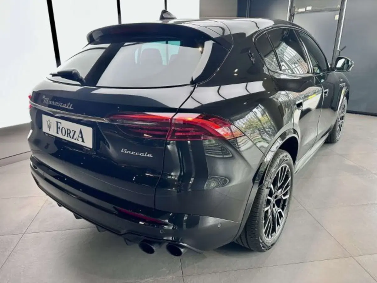 Maserati Grecale usata a Torino (5)