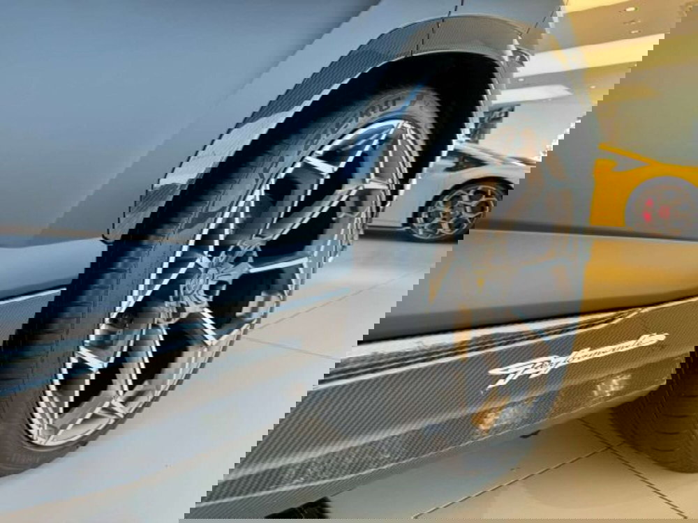 Lamborghini Urus usata a Torino (12)