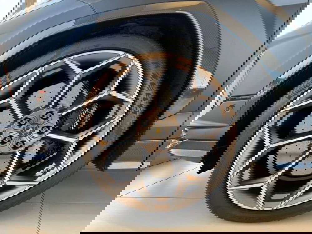 Lamborghini Urus usata a Torino (4)