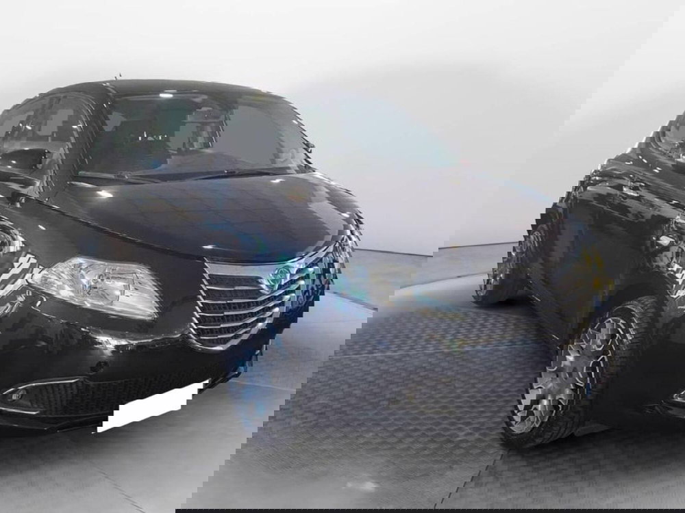 Lancia Ypsilon usata a Torino (3)