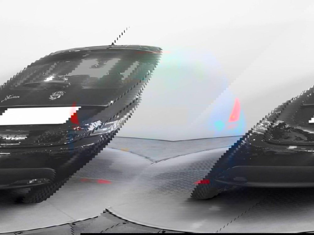 Lancia Ypsilon usata a Torino (5)