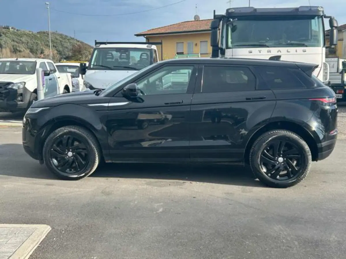 Land Rover Range Rover Evoque usata a Lucca (4)