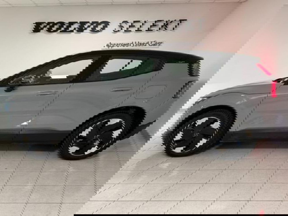 Volvo EX30 usata a Como (4)