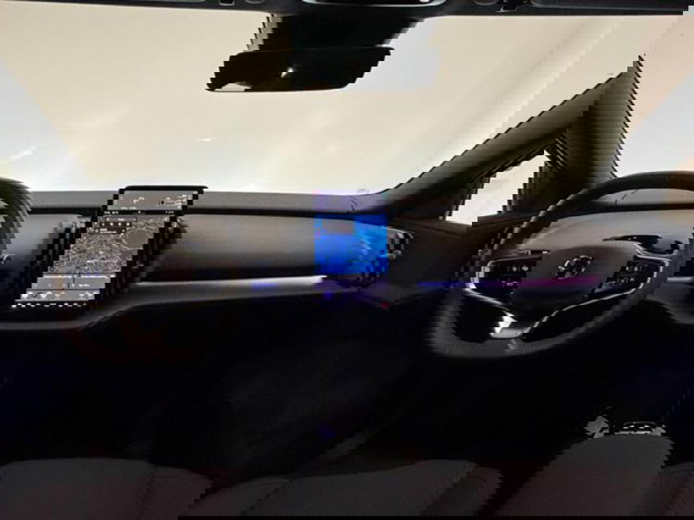 Volvo EX30 usata a Como (5)