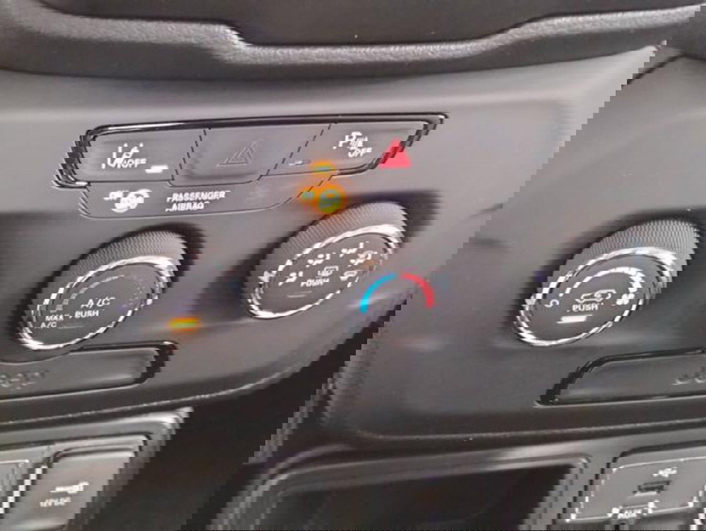 Jeep Renegade usata a Como (15)