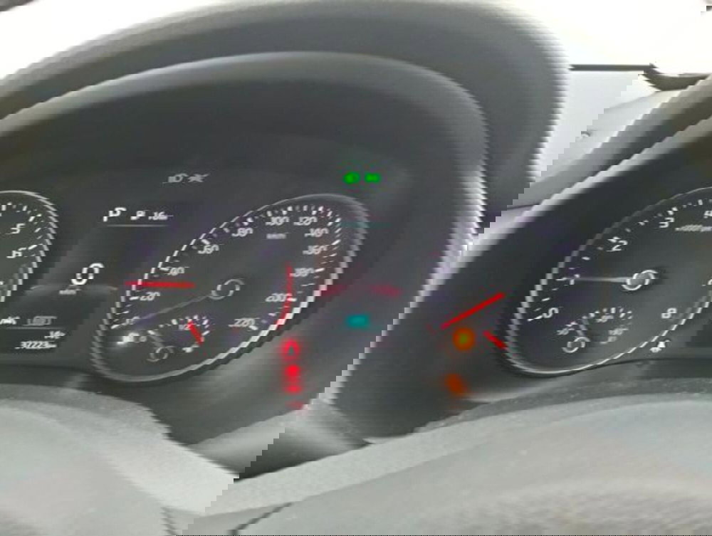 Kia Stonic usata a Como (11)