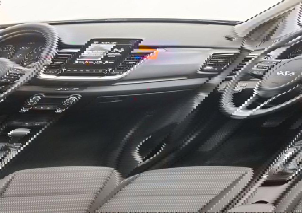 Kia Stonic usata a Como (4)