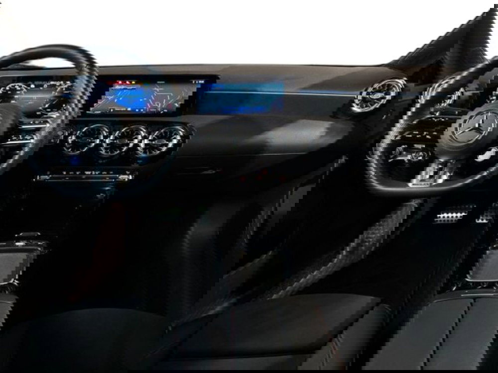 Mercedes-Benz Classe A Sedan usata a Bologna (9)