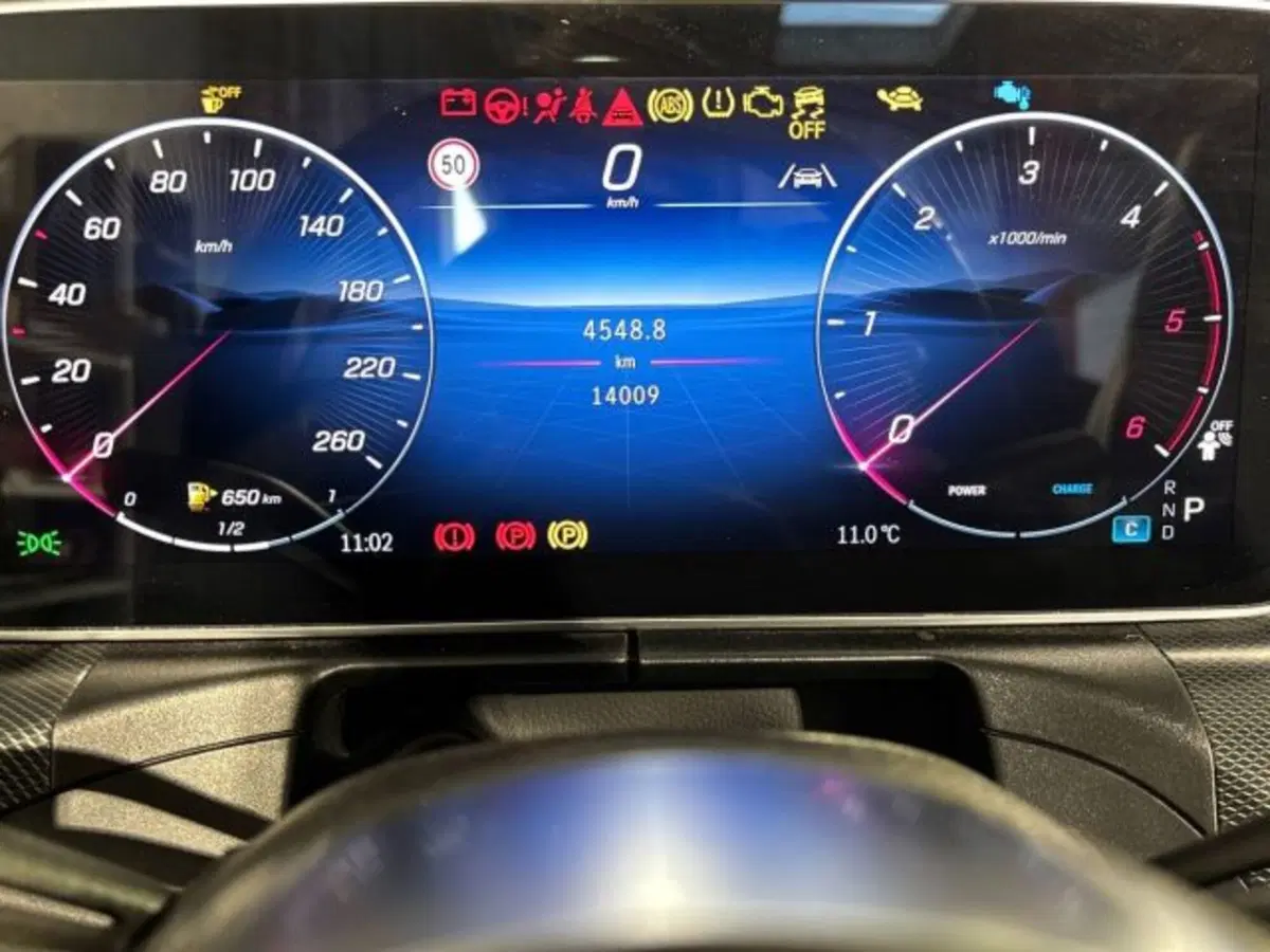 Mercedes-Benz CLE Cabrio usata a Bologna (13)