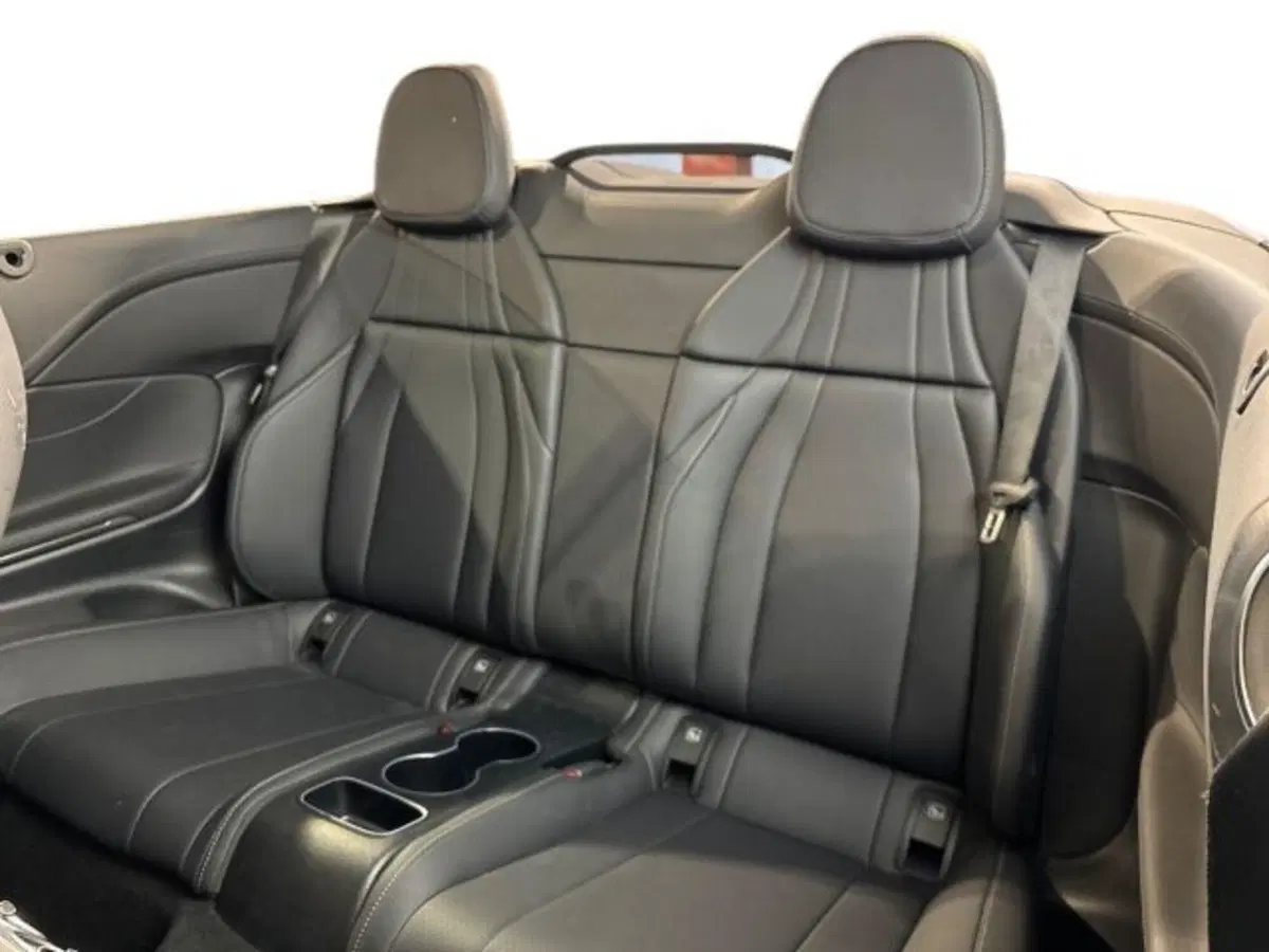 Mercedes-Benz CLE Cabrio usata a Bologna (16)