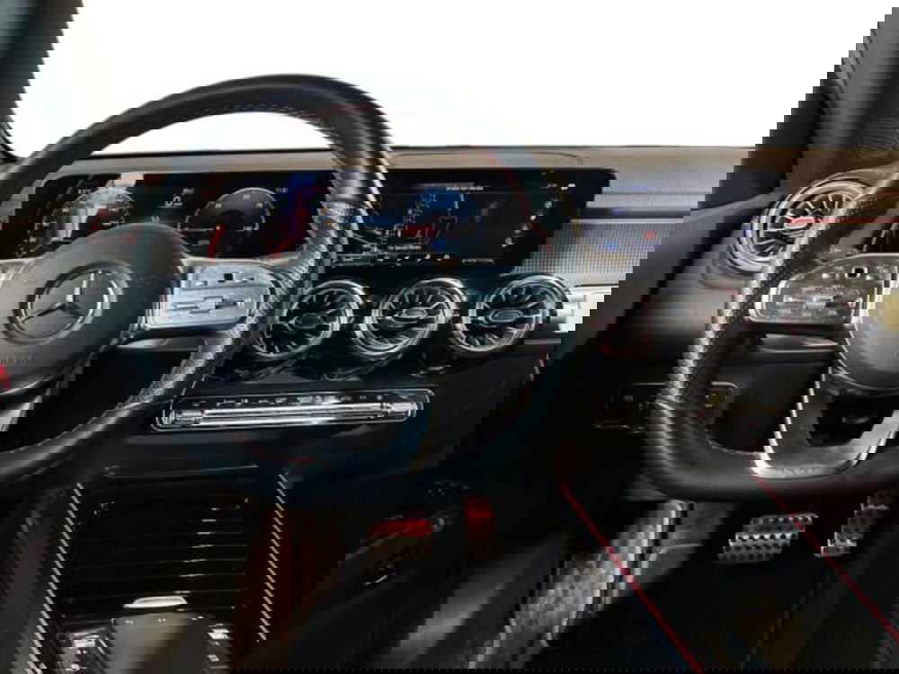 Mercedes-Benz EQB usata a Bologna (11)