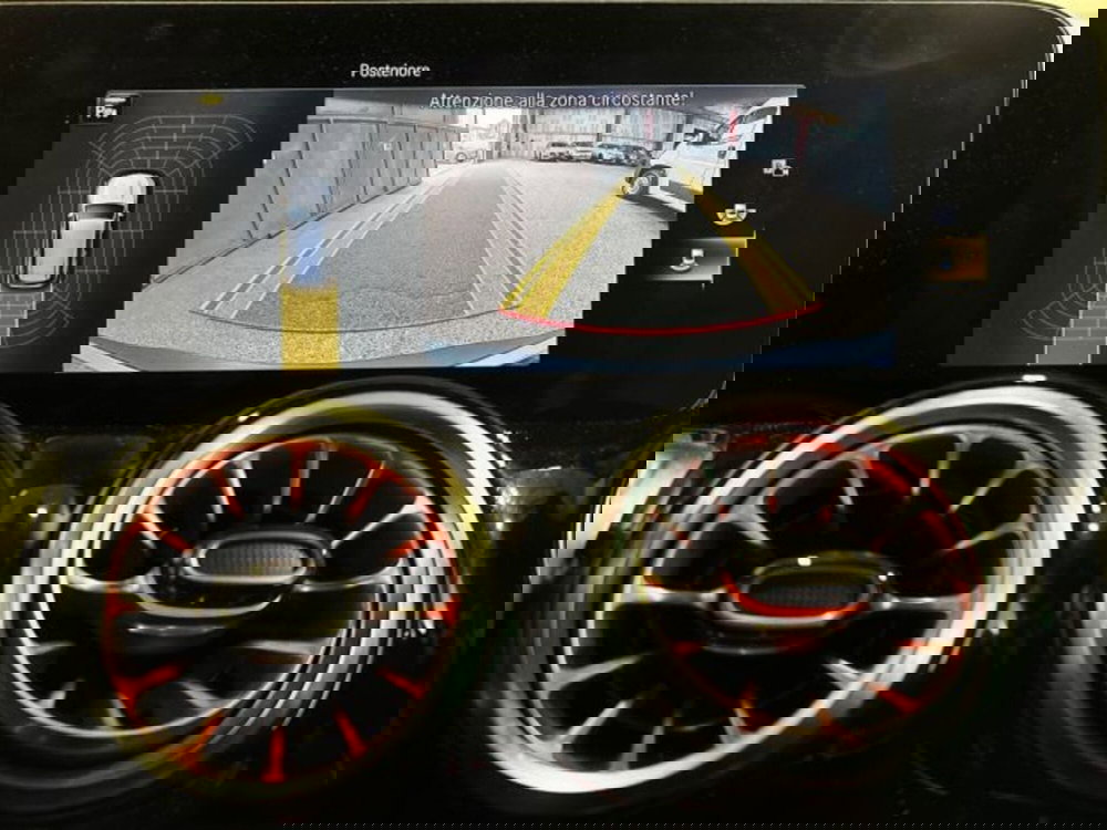 Mercedes-Benz EQB usata a Bologna (12)