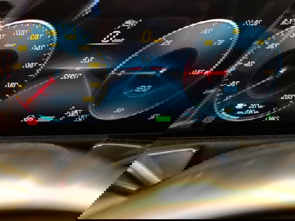 Mercedes-Benz EQB usata a Bologna (13)