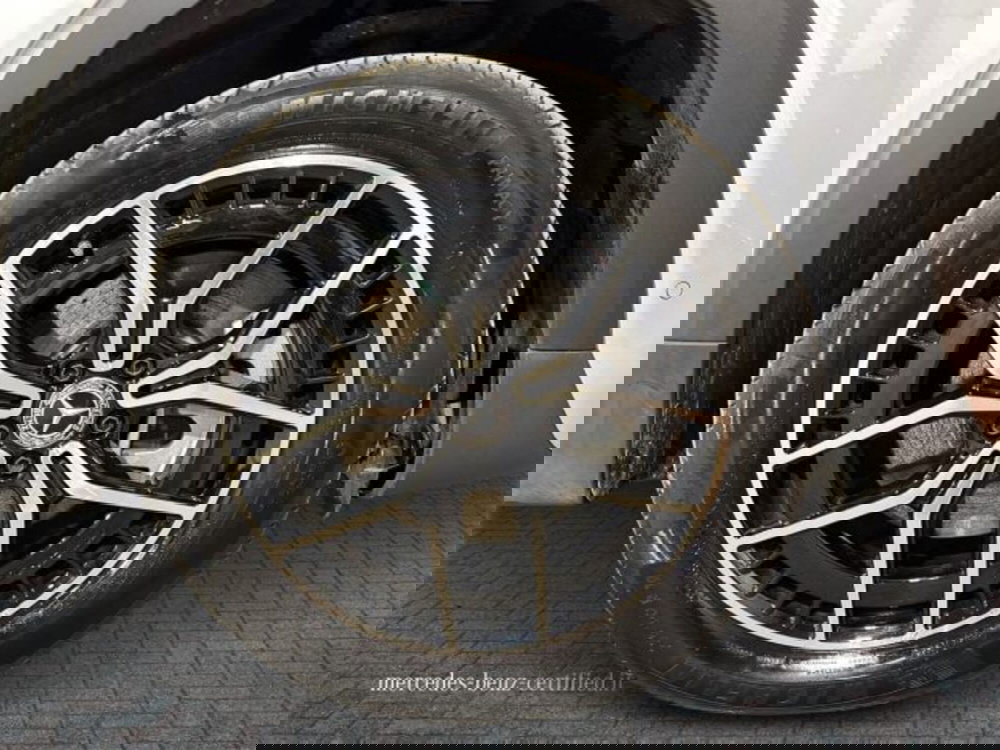 Mercedes-Benz EQB usata a Bologna (17)